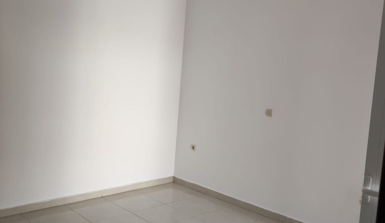 952a7ab0-57c9-4ee3-a93b-fe43db045994