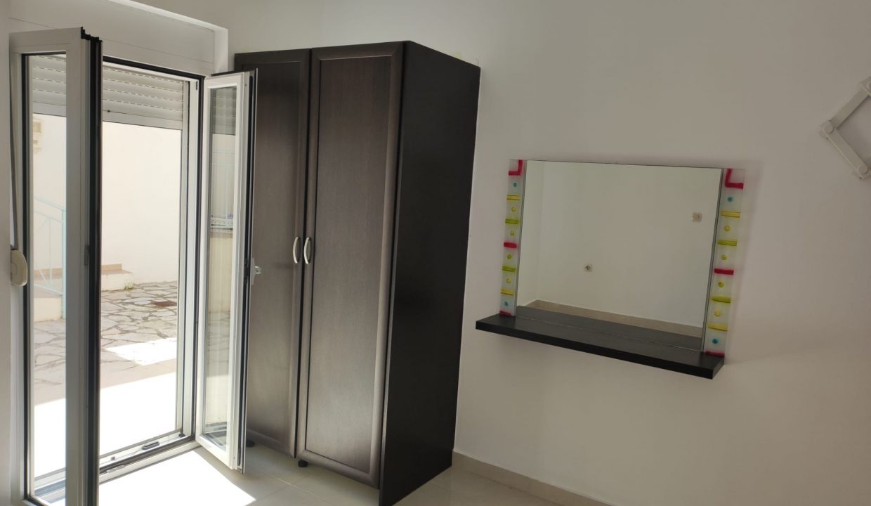 c1046597-100c-4a5d-abac-4f13b0eae916