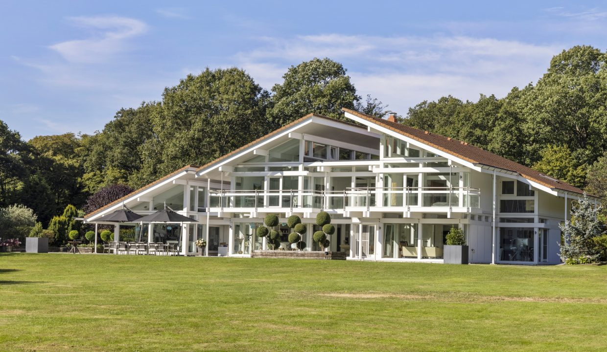 The-Lake-House,-The-Forestry-Road,-Plaistow,-Billingshurst,-West-Sussex,-RH14-0PB